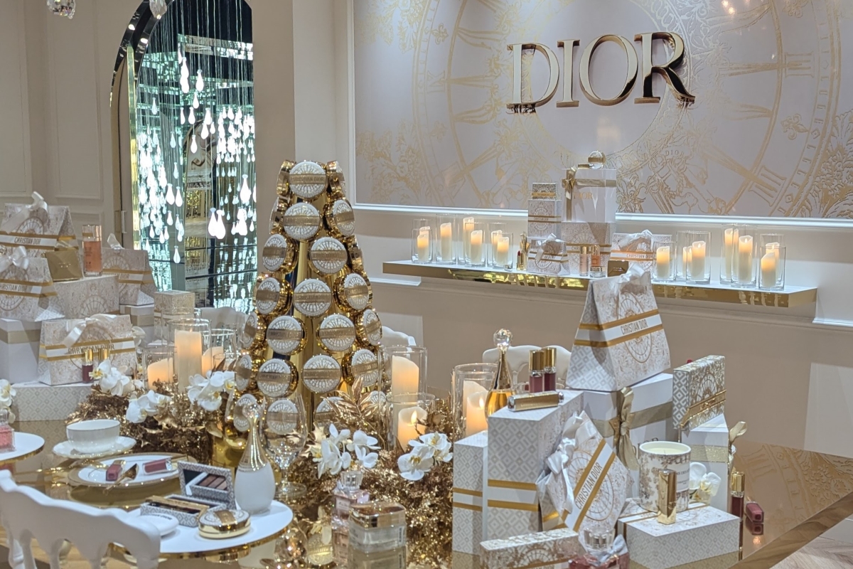 ディオールのクリスマスイベントin六本木でホリデー気分を満喫！ | ふ