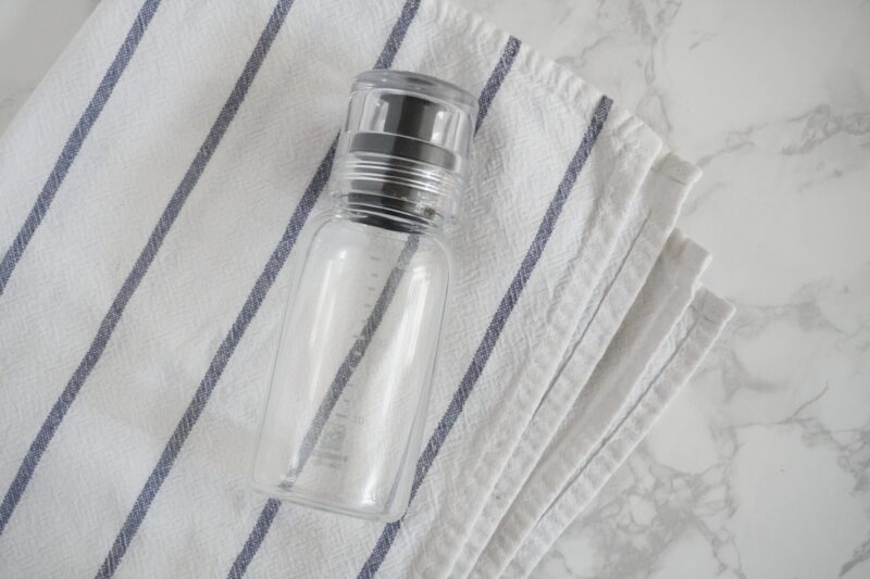 HARIOのドレッシングボトル