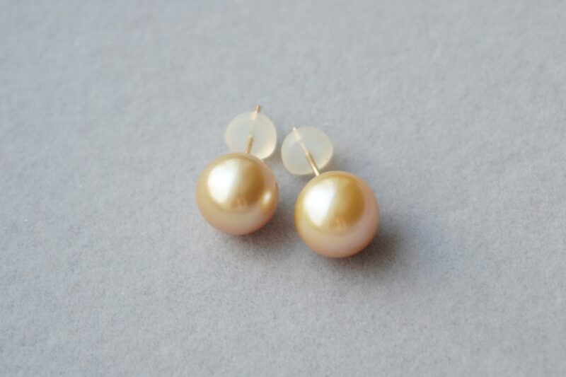 ゴールドパールピアス